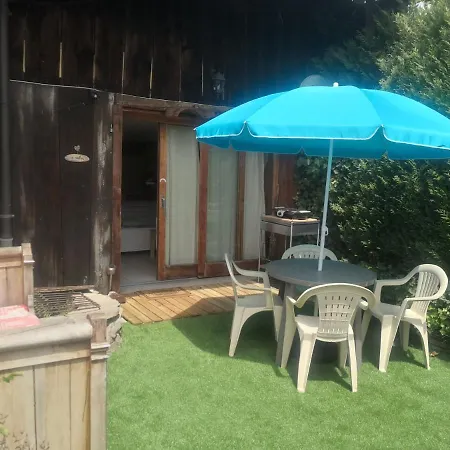 L'oree Des Bornes-appartement Avec Piscine Apartment Evires