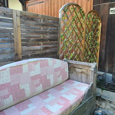 L'oree Des Bornes-appartement Avec Piscine Apartment